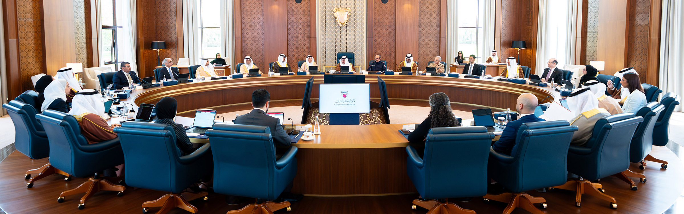 سمو ولي العهد رئيس مجلس الوزراء يترأس الاجتماع الاعتيادي الأسبوعي لمجلس الوزراء